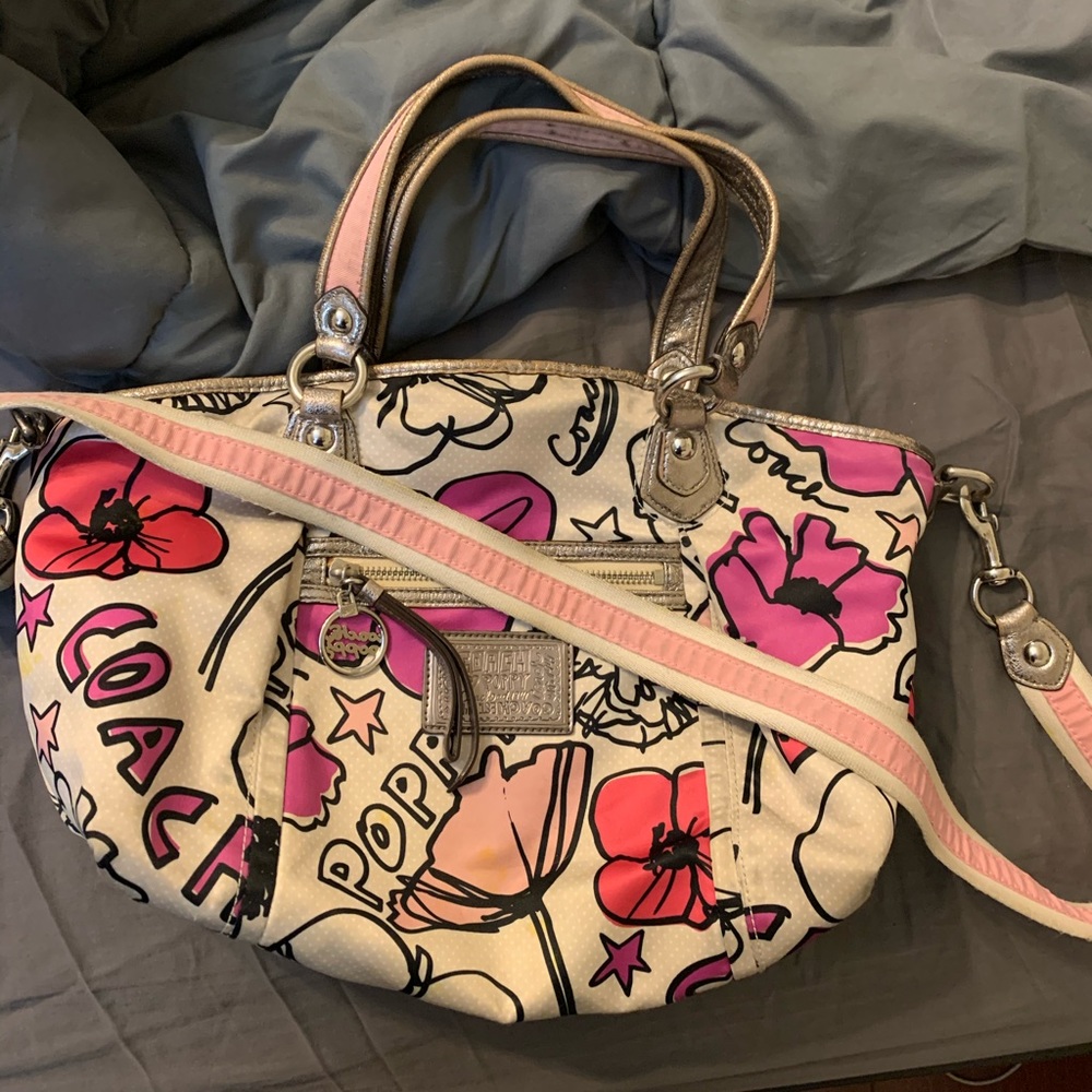 Coach poppy edition purse
